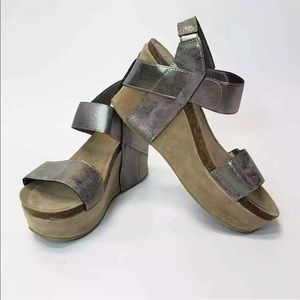 Yoki (Pierre Dumas Look ALike)Women's Wedge Sandal